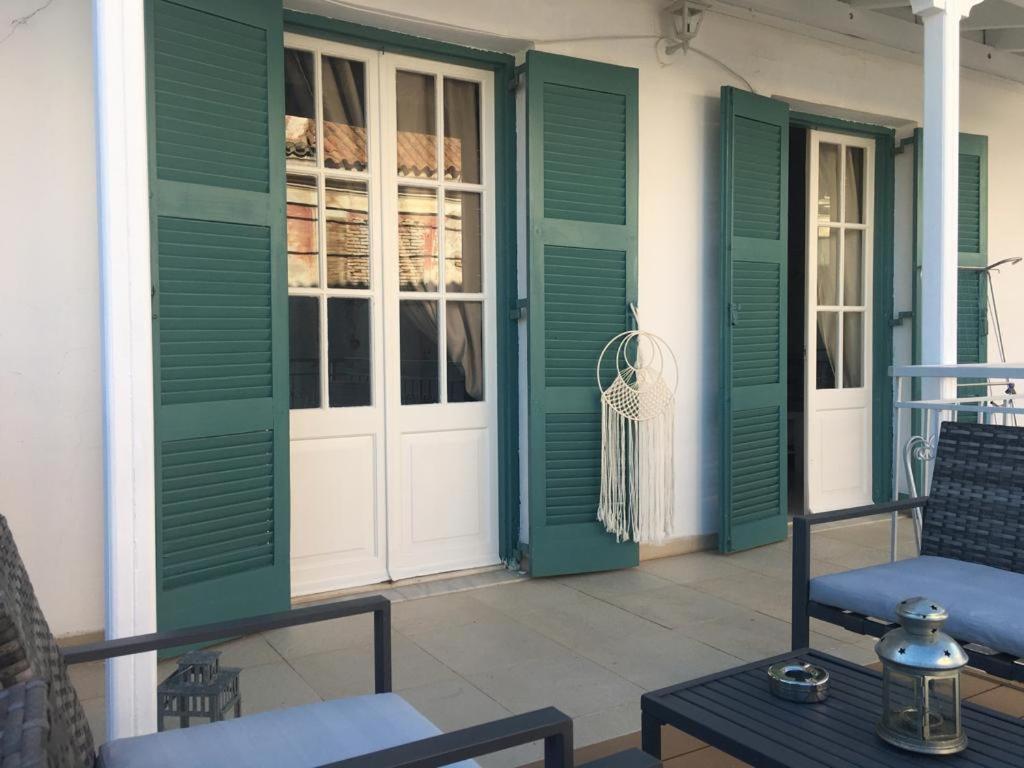 Апартаменты Paola'S Full Sea View House Гайос Экстерьер фото