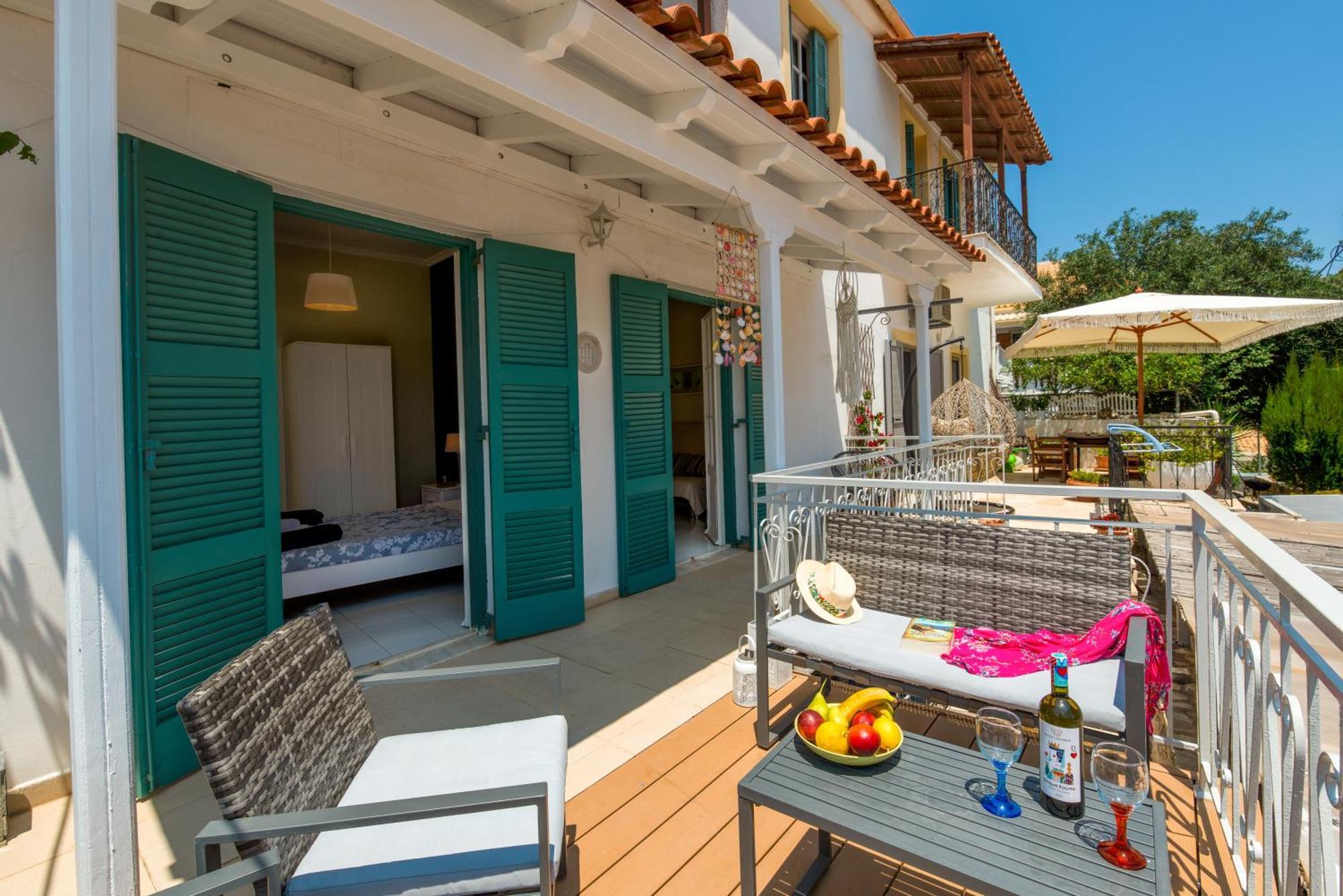 Апартаменты Paola'S Full Sea View House Гайос Экстерьер фото