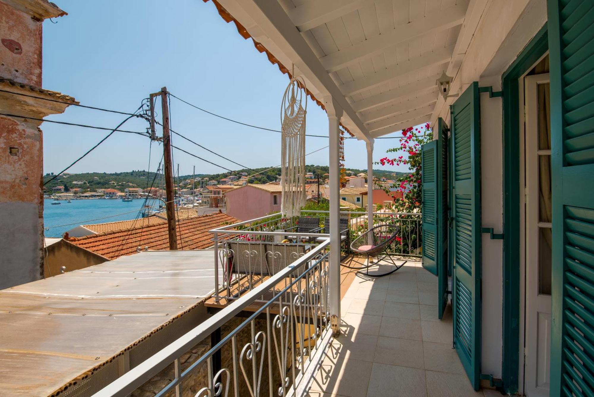 Апартаменты Paola'S Full Sea View House Гайос Экстерьер фото