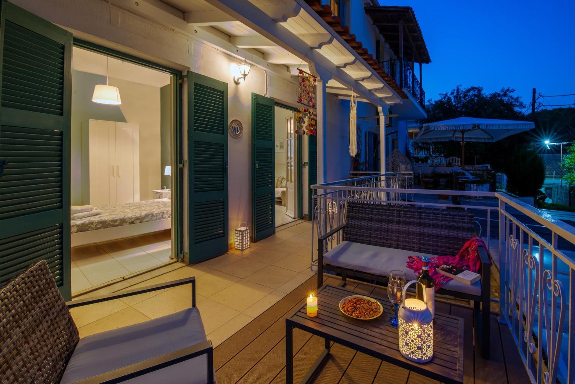 Апартаменты Paola'S Full Sea View House Гайос Экстерьер фото